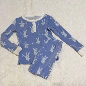 Well-loved TBBC Blue Bunny Easter Print Kids Pajamas Size 5